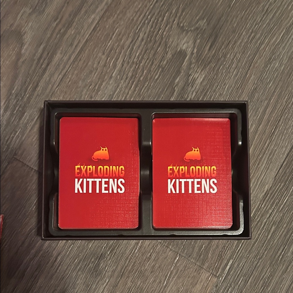 Exploding Kittens Card Game - Picture 3 of 3